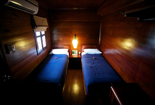 The twin cabins are elegantly designed with air-conditioning and a private bathroom with hot water shower