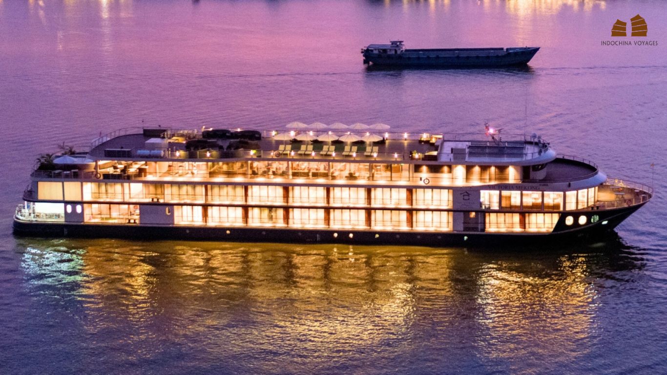 Victoria Mekong cruise at night