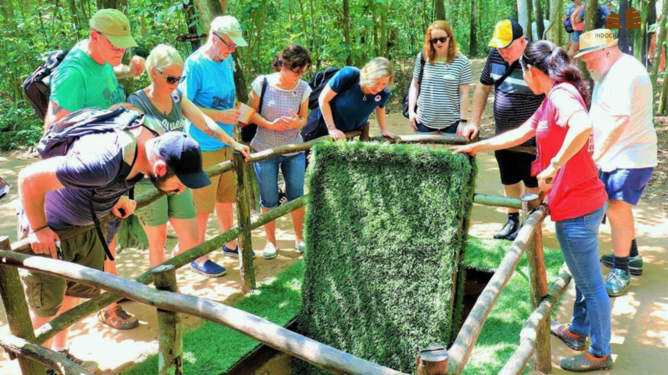 Cu Chi tunnel tour